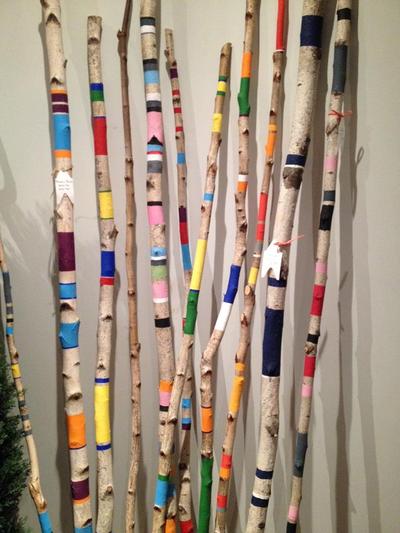 Réalisation de 500 branches de bouleaux peintes à la main pour les vitrines de Billabong