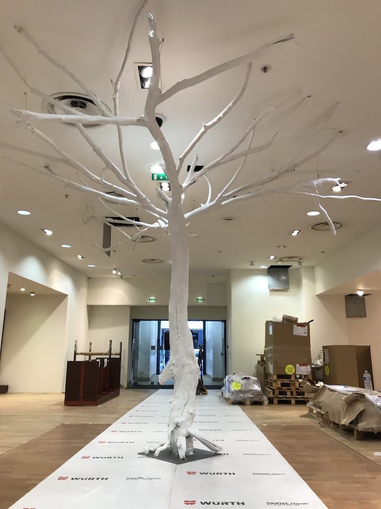 unadjustednonraw-thumb-1de